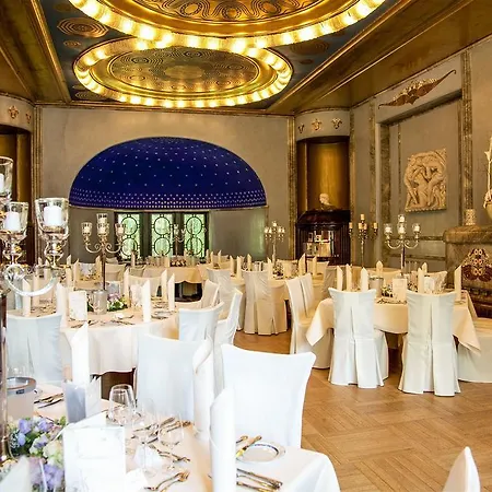 Hofgut Dippelshof Hotel- Und Restaurant Kg